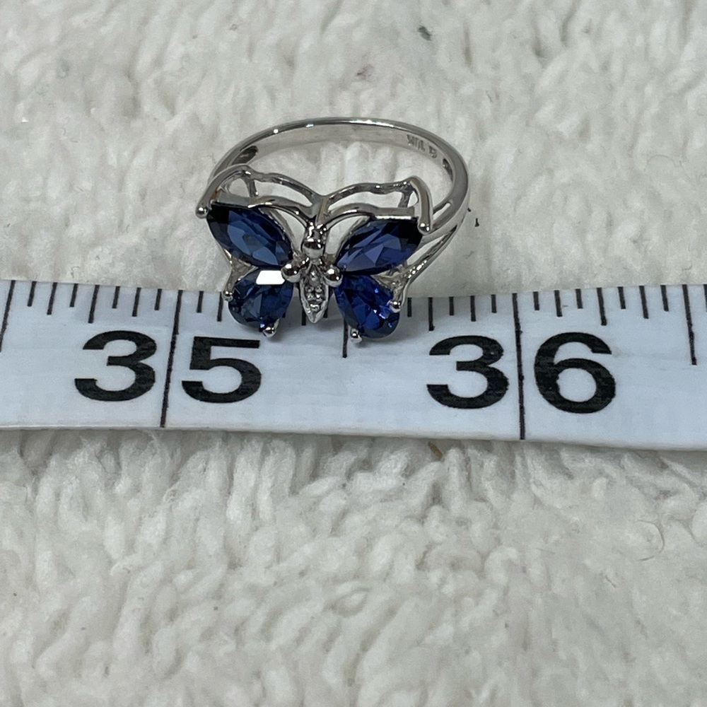 Elegant Silver and Blue Butterfly Ring - Picture 8 of 10